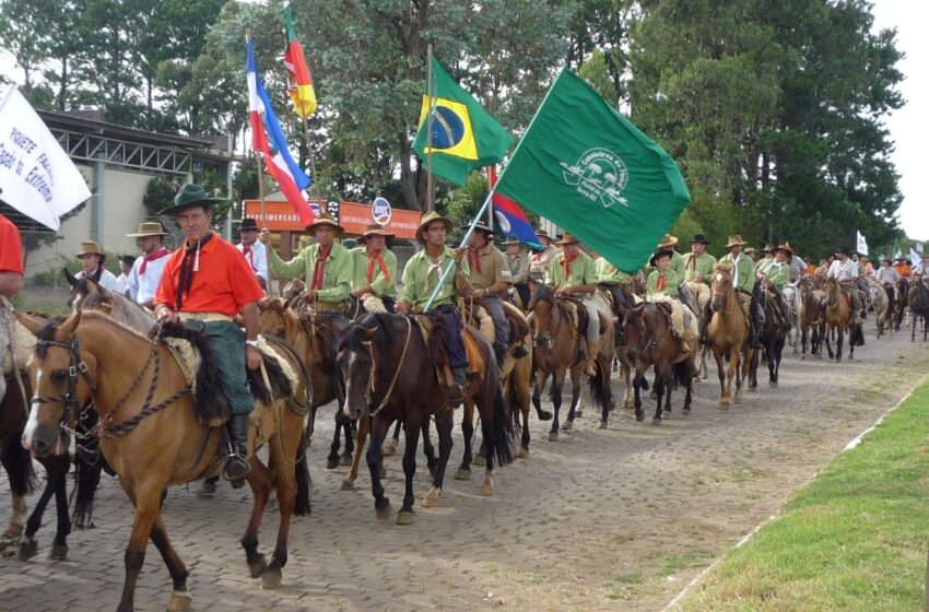 Sábado inicia a Semana Farroupilha 2012 em Vacaria