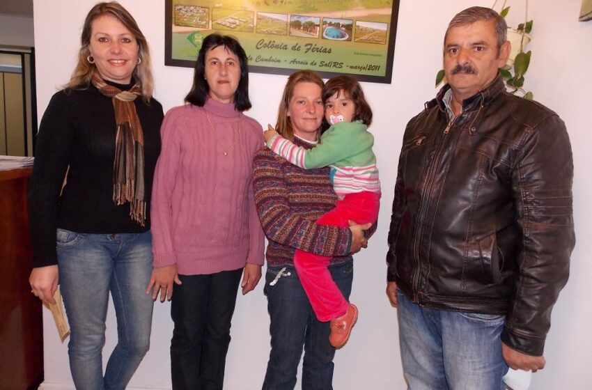 Associadas do Sindisaúde de Vacaria ganham prêmio em dinheiro