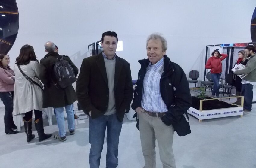 Seminário de pequenas frutas inicia com palestra Argentina