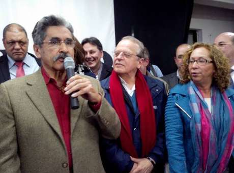 RS: PT confirma candidatura de Olívio Dutra ao Senado