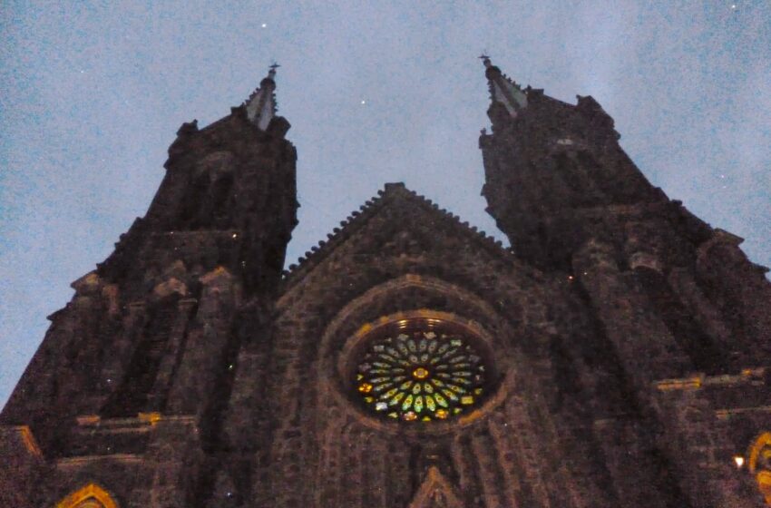 Catedral Nossa Senhora da Oliveira fecha nesta segunda e reabre somente em novembro