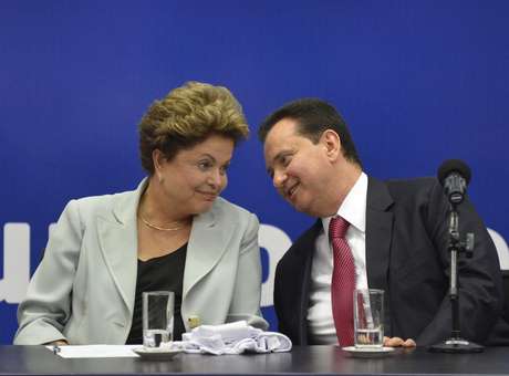 Dilma: educação e saúde receberão mais royalties do petróleo