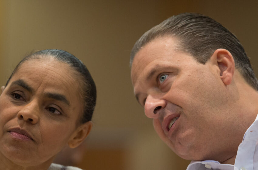 PSB oficializa candidatura de Eduardo Campos e Marina Silva