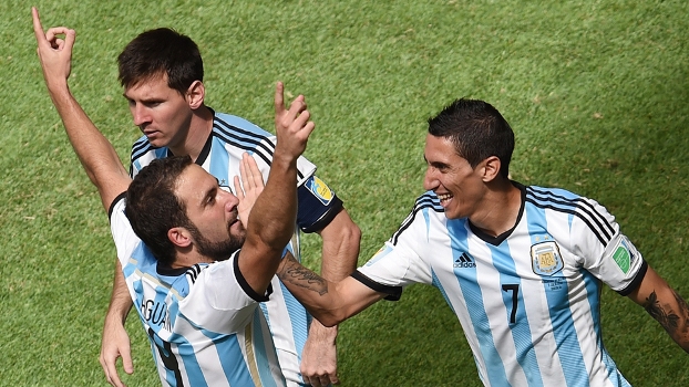 Messi vai bem, Argentina manda ‘geração belga’ para casa e põe fim a jejum de 24 anos