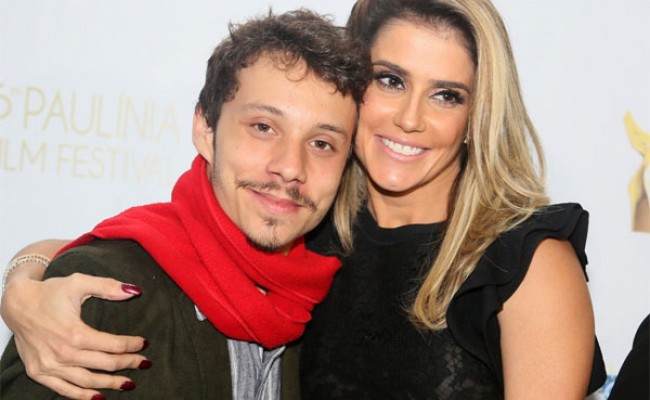 Deborah Secco é portadora de HIV em drama exibido no Festival de Paulínia