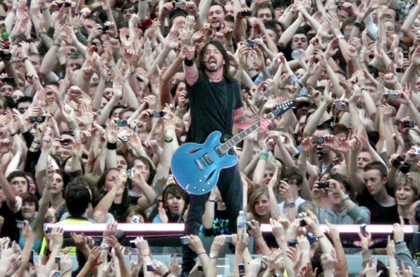Foo Fighters: Disco finalizado e mixado