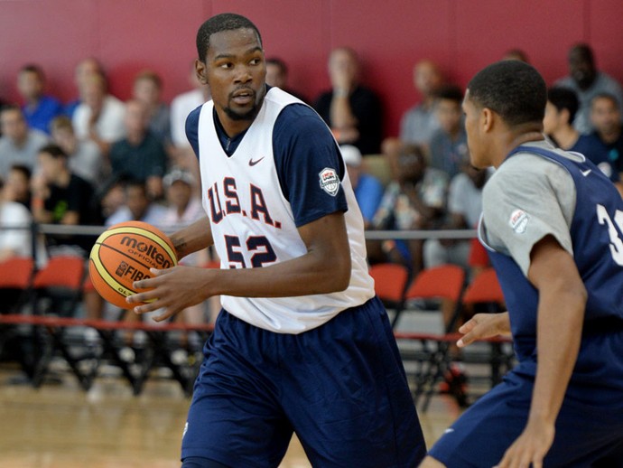 Kevin Durant alega cansaço mental e pede dispensa da seleção dos EUA