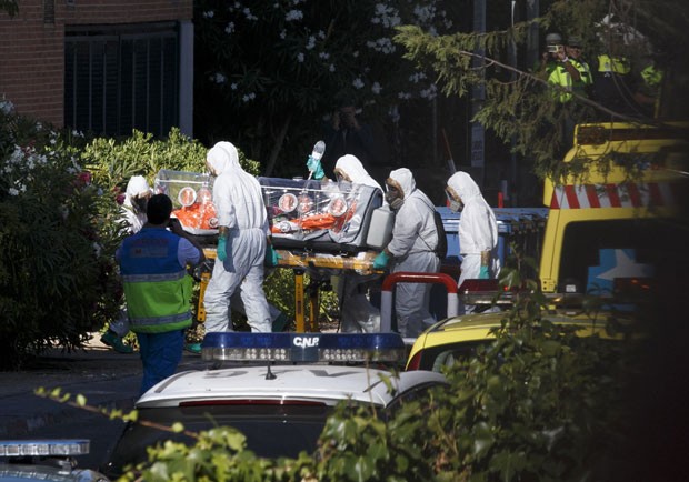Ebola mata missionária que trabalhava com padre espanhol infectado