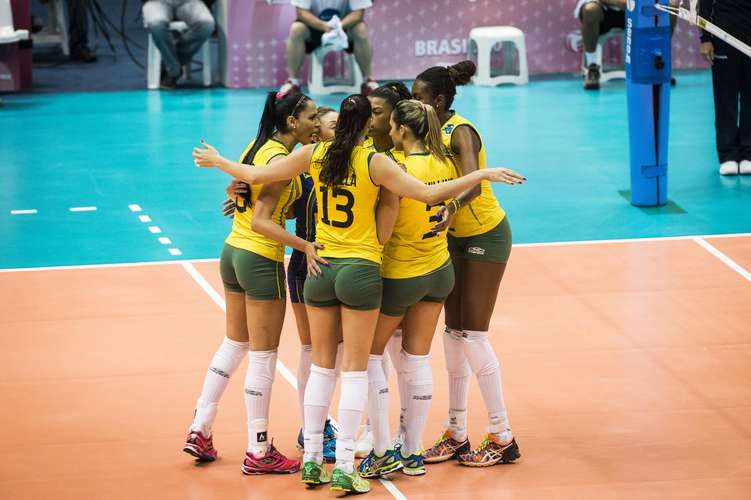 Grand Prix: embalado, Brasil faz 3 a 0 e enfim supera EUA