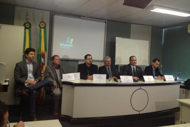 Após fraude de cooperativas, Agricultura cobra mais rigor em análises do leite