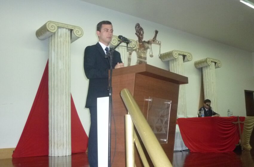 Advogado que está atuando nos casos da Boate Kiss e Bernardo Boldrini realiza palestra hoje em Vacaria