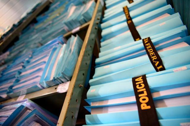 Fraude na compra de remédios deve resultar em mais de mil indiciamentos