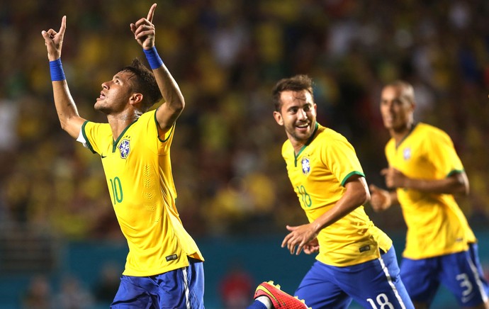 Neymar dá banho de gelo em Zúñiga, e Brasil vence Colômbia em amistoso