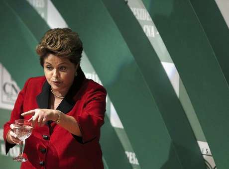 Dilma: Mantega pediu para não fazer parte de segundo mandato