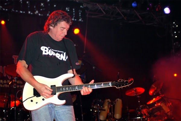 Ex-guitarrista do Iron Maiden foi demitido por gostar de Eagles