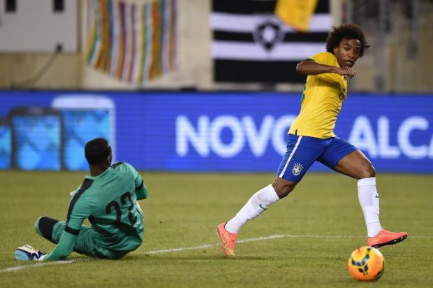 Com gol em jogada ensaiada, Brasil vence o Equador nos EUA