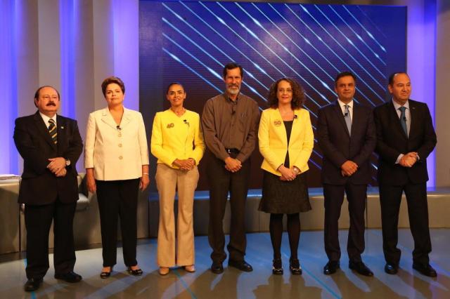 Dilma, Marina e Aécio partem para o ataque no debate da Globo