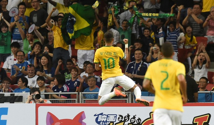  Neymar arrasa o Japão e se junta às maravilhas da moderna Cingapura