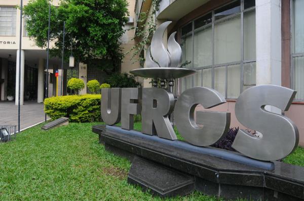 Ufrgs garante segurança de prédio interditado no Campus centro