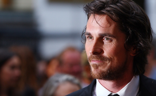 Christian Bale é confirmado como Steve Jobs em cinebiografia