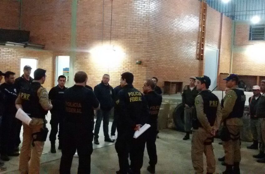  Operação Brasil Integrado em Vacaria teve a participação da Polícia Civil, Brigada Militar, Instituto Geral de Perícias, Polícia Rodoviária Federal, Polícia Federal, Receita Federal e Receita Estadual
