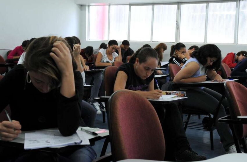 MEC autoriza criação de mais 1.780 vagas no ensino superior