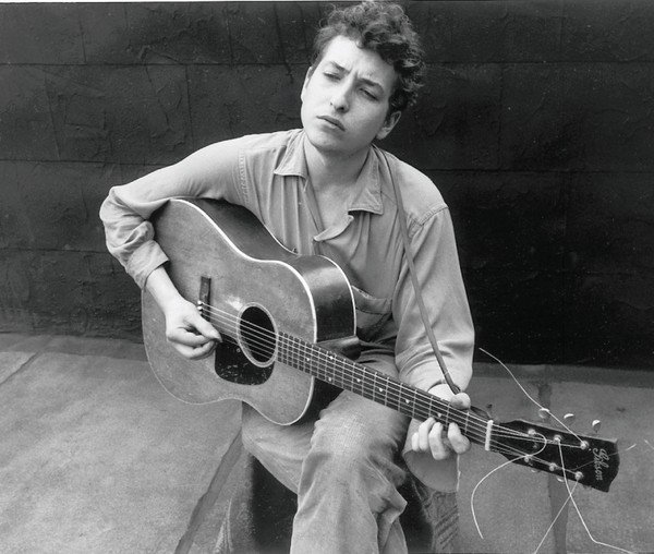  Bob Dylan divulga nova faixa de álbum dedicado a Frank Sinatra