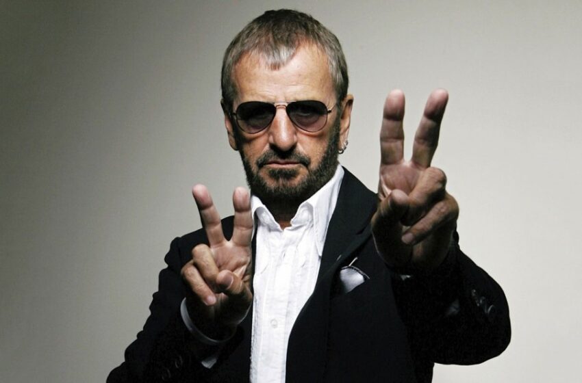  Ringo Starr anuncia lançamento de álbum de inéditas, Postcards from Paradise