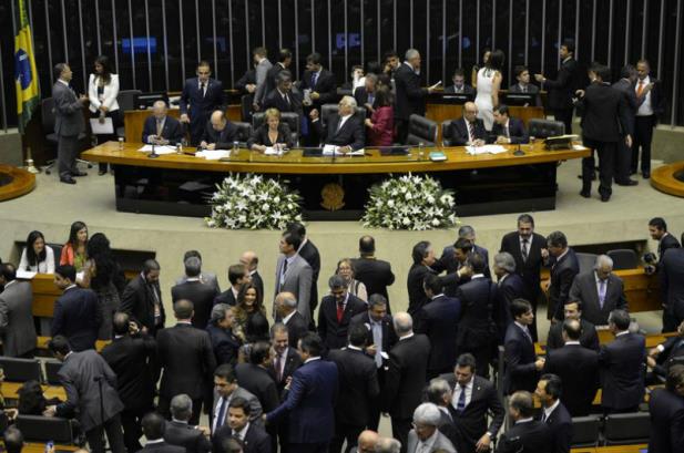 Definidos os blocos parlamentares que vão integrar a Câmara na próxima legislatura