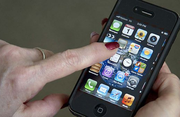 Operadoras devem bloquear celular roubado após 12 horas de registro do BO no estado de SP