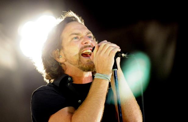  Pearl Jam se apresenta na Arena do Grêmio em novembro