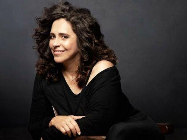 Gal Costa estreia turnê na semana de Porto Alegre