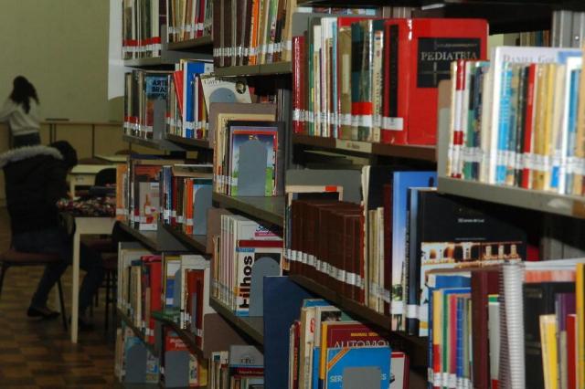 UFRGS divulga lista de leituras obrigatórias