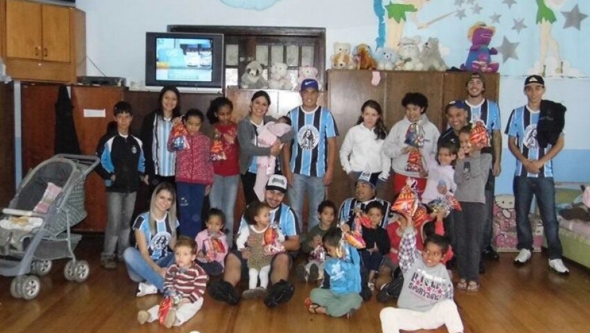 Grupo de amigos da Geral do Grêmio de Vacaria realizou a Primeira Páscoa Solidária