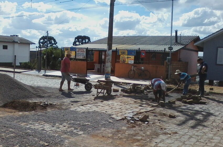 Até que enfim, buraco na Avenida Siqueira Campos foi tapado