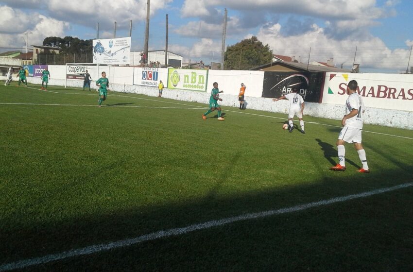 Glória vence a sétima consecutiva na Divisão de Acesso 2015
