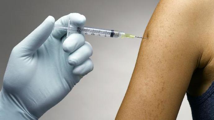  Vacina contra o HPV pode ser eficaz mesmo para mulheres que já contraíram o vírus, diz estudo