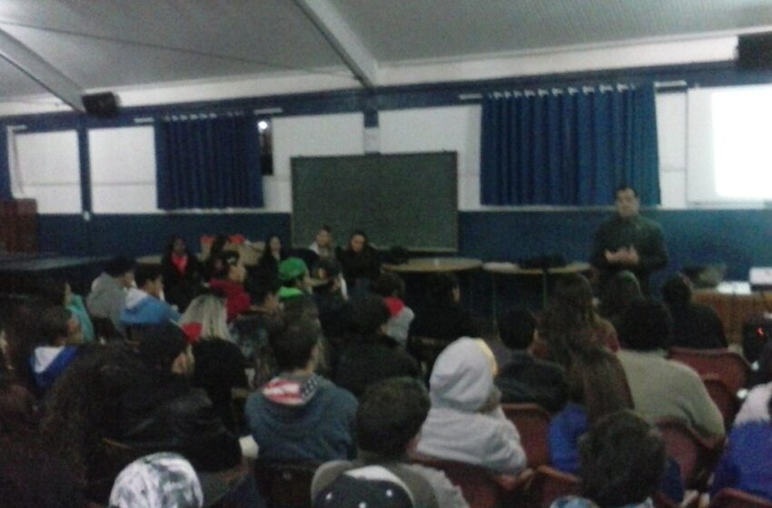 Ação Educativa na Escola Padre Pacífico dentro da Semana Municipal do Trânsito