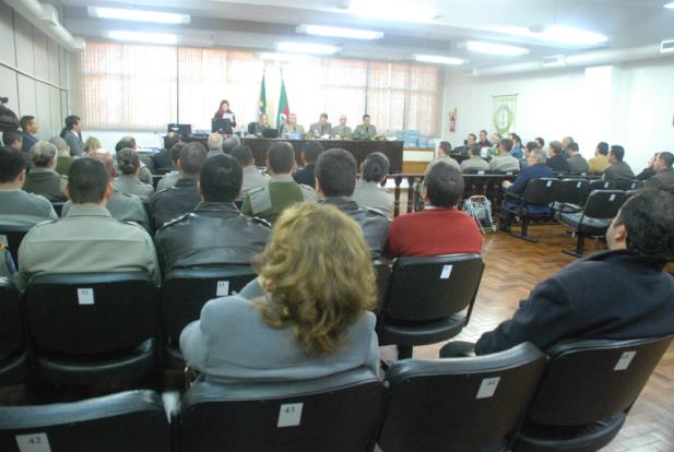 Primeiro dia de julgamento da Boate Kiss tem sessão de 11 horas