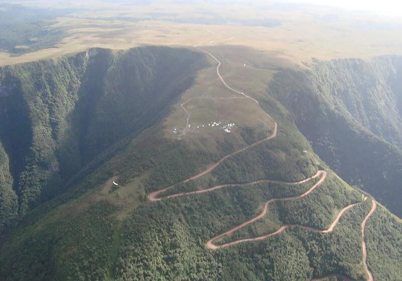 Governo liberou verba para o inicio do asfaltamento da Serra da Rocinha