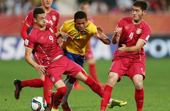 Hexa adiado: Brasil vai bem, mas Sérvia é campeã mundial Sub-20