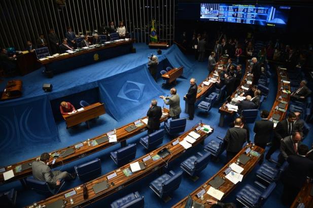 Senado estende aposentadoria compulsória aos 75 anos para os servidores públicos