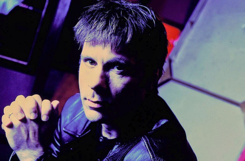 Para Bruce Dickinson, primeiro disco do Iron Maiden é uma merda