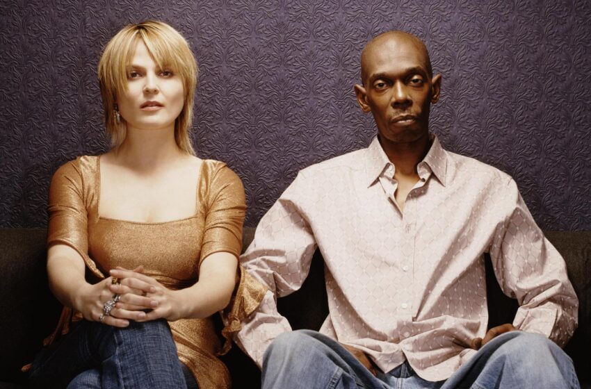Álbuns de Faithless, The Game e John Grant estreiam no top 5 britânico