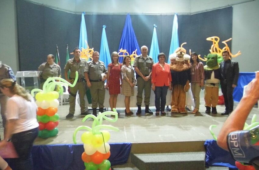 Encontro mensal do COMAD aconteceu na formatura do PROERD