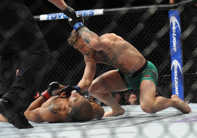 UFC 194: José Aldo é nocauteado em 13s e McGregor é o novo campeão
