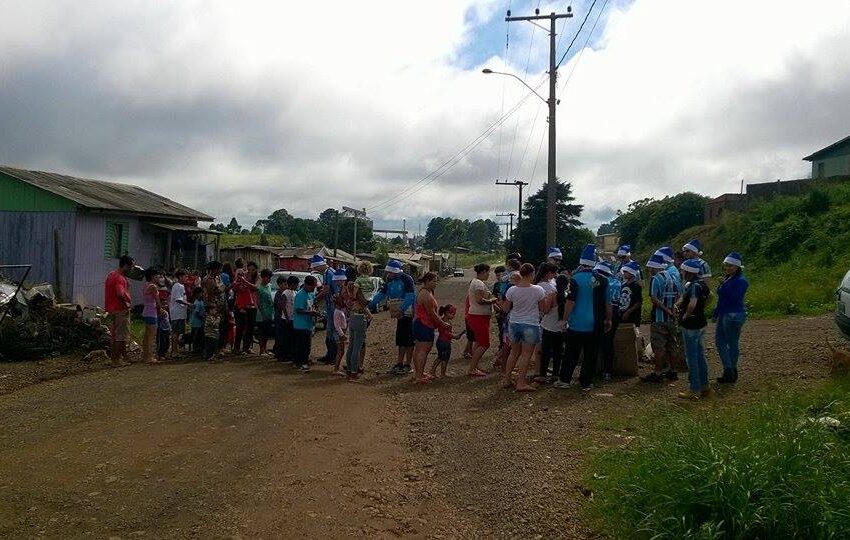 Geral do Grêmio distribui presentes