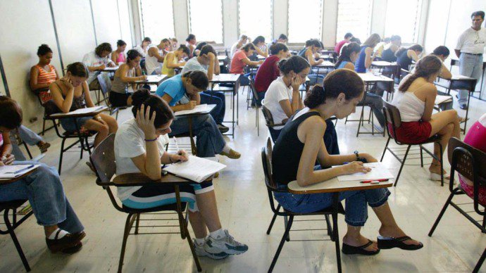 Mais de 280 mil candidatos já se inscreveram no Fies 2016