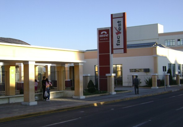 Associação dos Universitários de Vacaria vai realizar o último recadastramento e cadastramento de alunos que viajam para Lages
