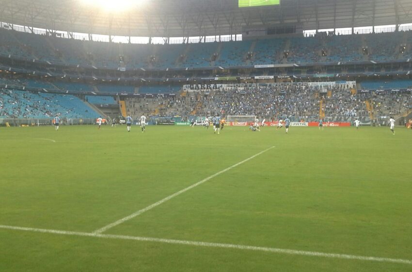 Glória luta até o fim mas perde para o Grêmio na Arena